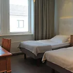 Western Apollo Hotel 3*