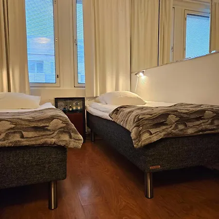 Western Apollo Hotel 3*