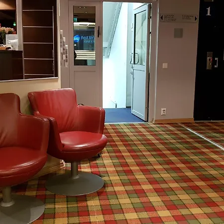 Western Apollo Hotel 3*