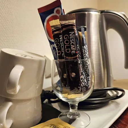 Western Apollo Hotel 3*